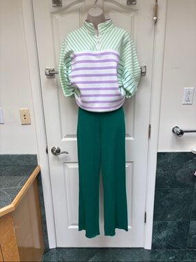 St. John vibrant emerald green silk blend pants